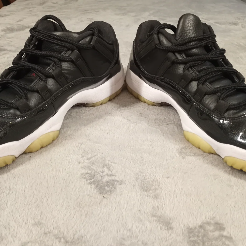 Jordan Retro Low  Basketball Shoes Size 11.5 Jordan Men's Black Sneakers - Picture 5 of 12